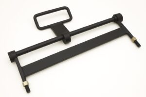 Mud-can closing handle